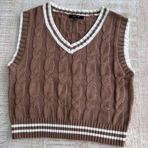 Love Tree Brown and White Cable Knit Vest Size Large